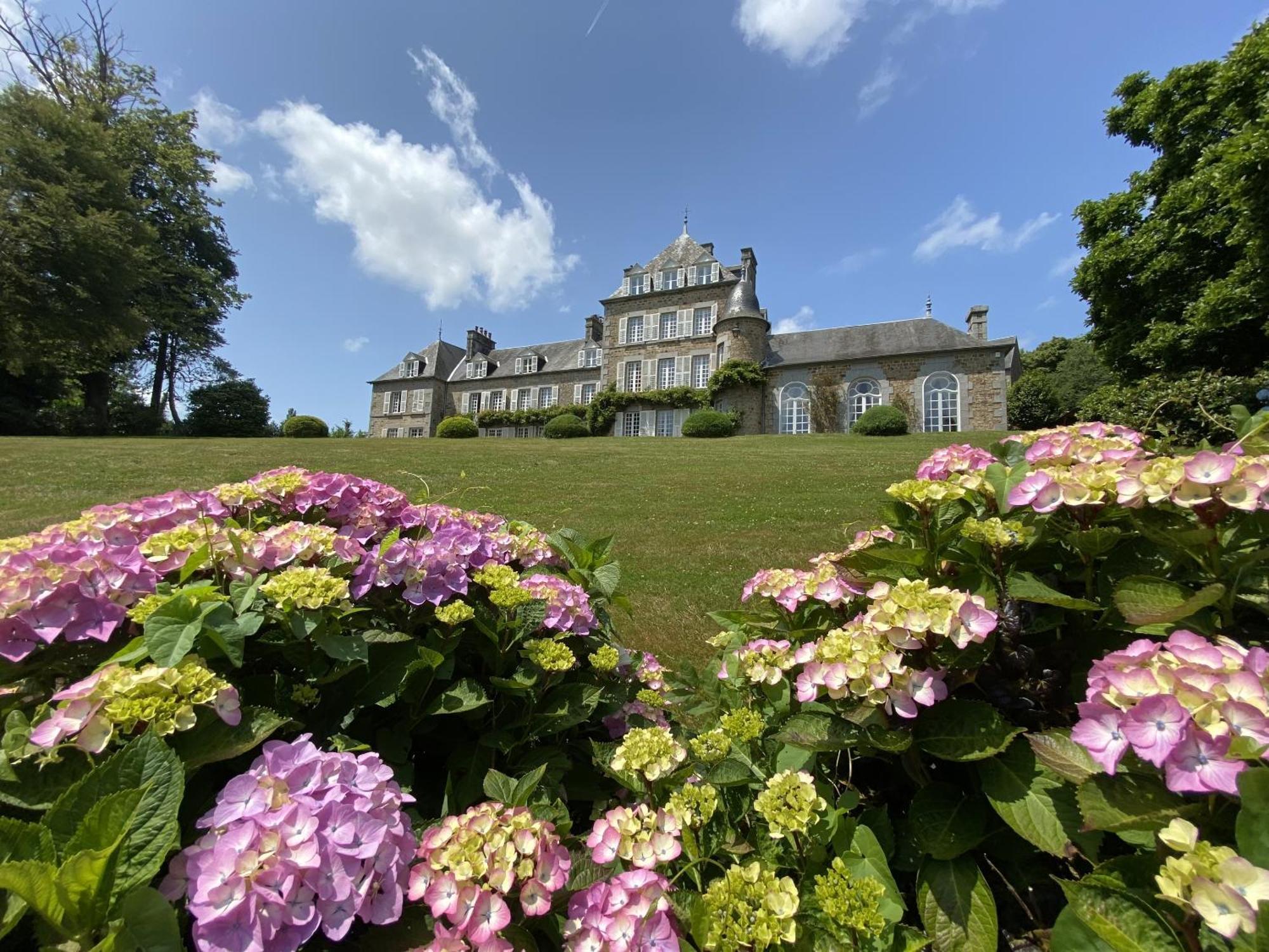 Chateau La Rametiere Bed & Breakfast Plomb Exterior photo