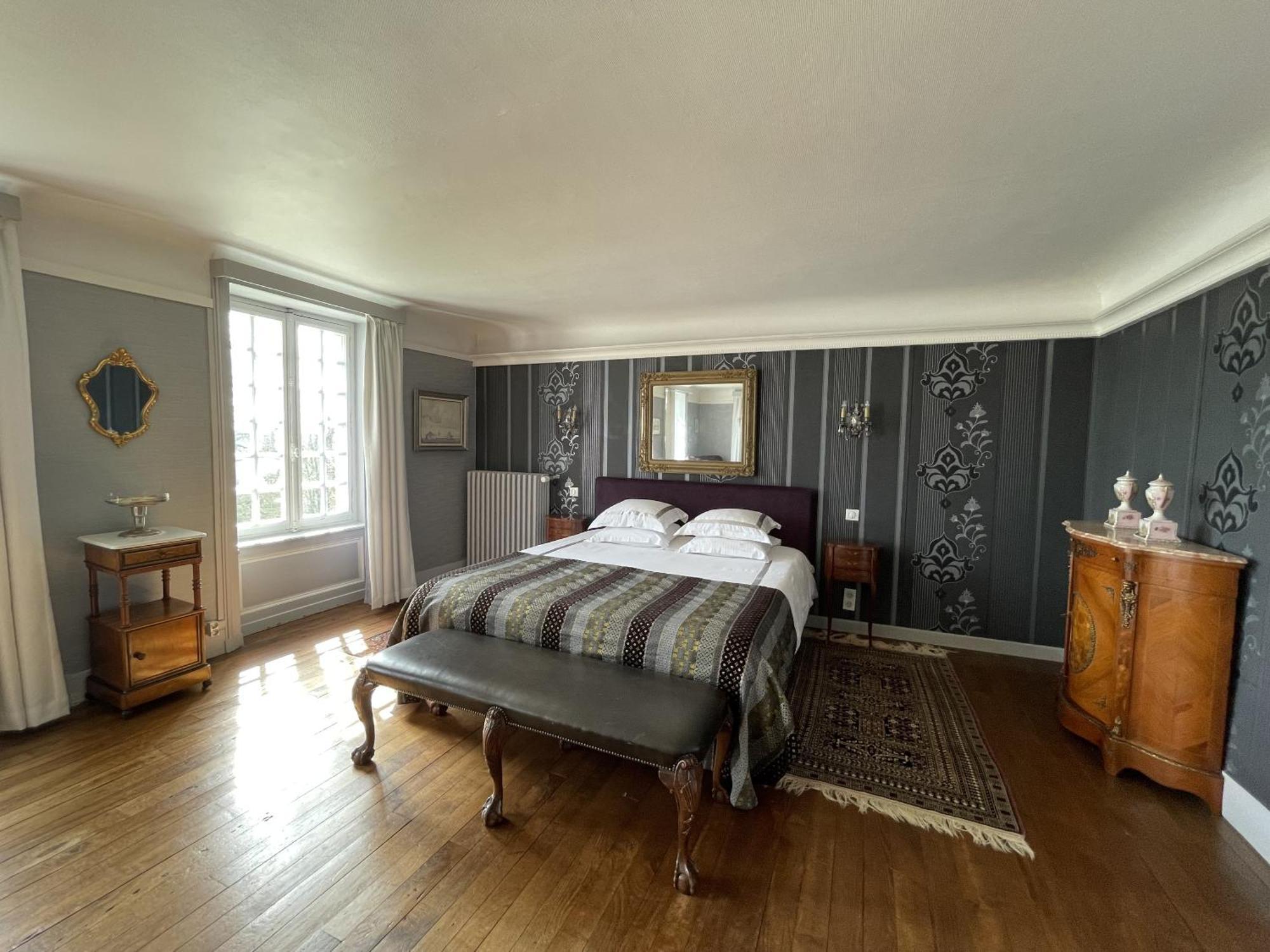Chateau La Rametiere Plomb Room photo